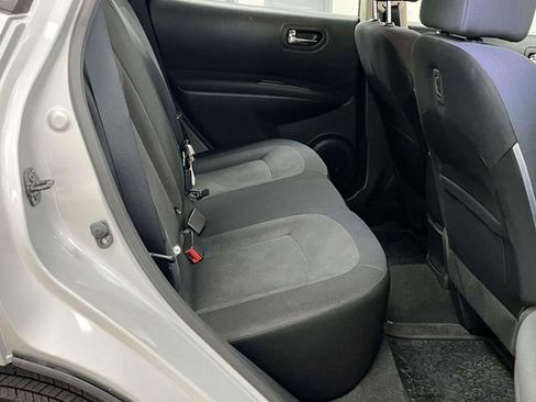 Used 2014 Nissan Rogue S FWD image 21