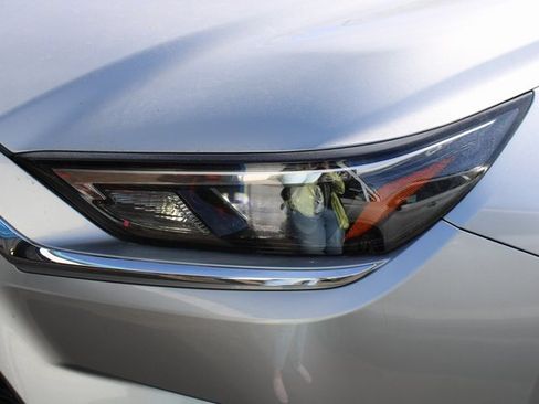 Used 2024 Toyota Grand Highlander XLE image 10