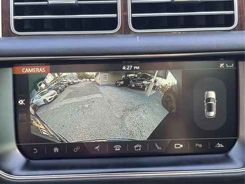 Used 2017 Land Rover Range Rover Long Wheelbase Supercharged image 33