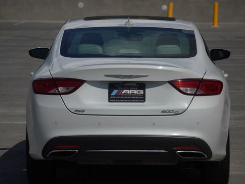 Used 2015 Chrysler 200 C w/ Navigation & Sound Group I image 7