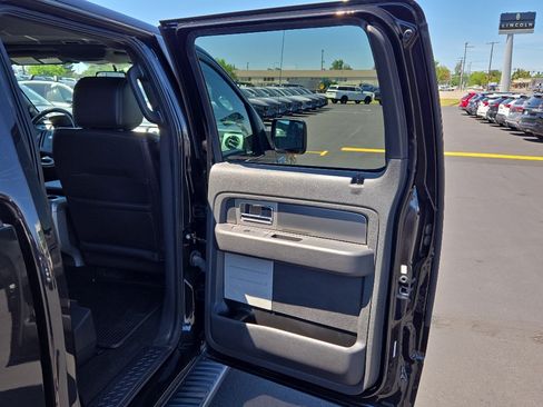 Used 2014 Ford F150 FX4 w/ Equipment Group 402A Luxury AWD/4WD image 16
