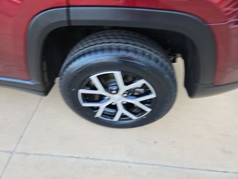 Used 2024 Jeep Grand Cherokee Limited image 12