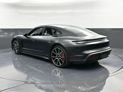 New 2025 Porsche Taycan 4S image 3