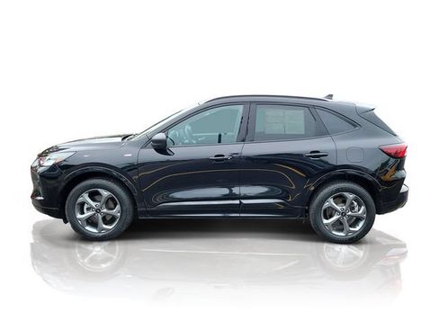 Certified 2024 Ford Escape ST-Line w/ Tech Pack #1 AWD/4WD image 4