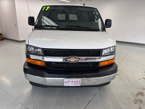 Used 2017 Chevrolet Express 3500 LT w/ LT Preferred Equipment Group RWD image 2