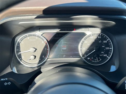 Used 2023 Nissan Rogue S image 14