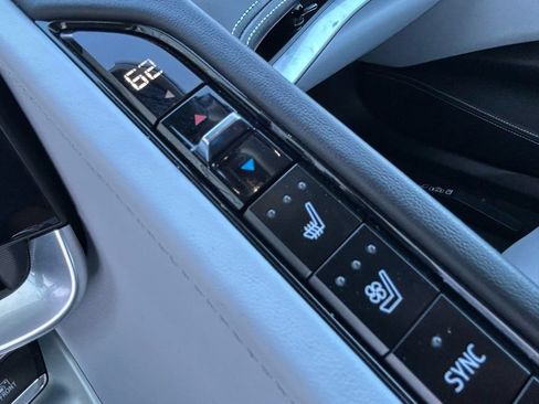 Used 2025 Chevrolet Corvette Stingray Premium Cpe w/ 3LT RWD image 30