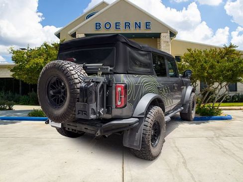 Used 2022 Ford Bronco Badlands AWD/4WD image 5