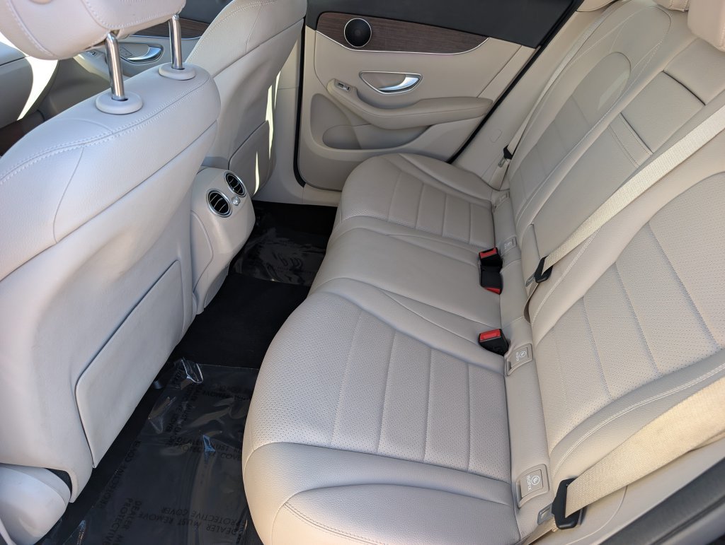 Used 2022 Mercedes-Benz GLC 300 4MATIC image 28