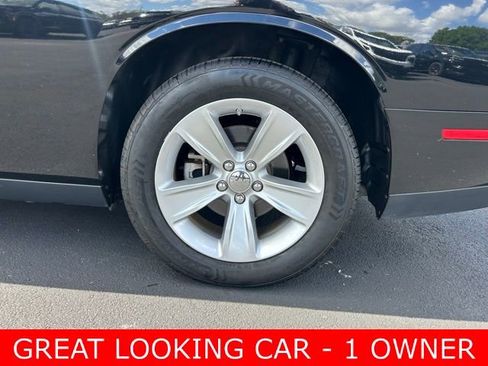 Used 2023 Dodge Challenger SXT image 10