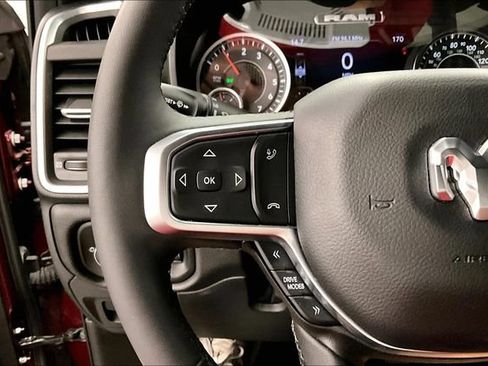 Used 2025 RAM 1500 Big Horn AWD/4WD image 26