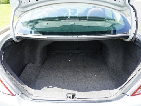 Used 2017 Nissan Versa SV w/ SV Special Edition Package FWD image 13
