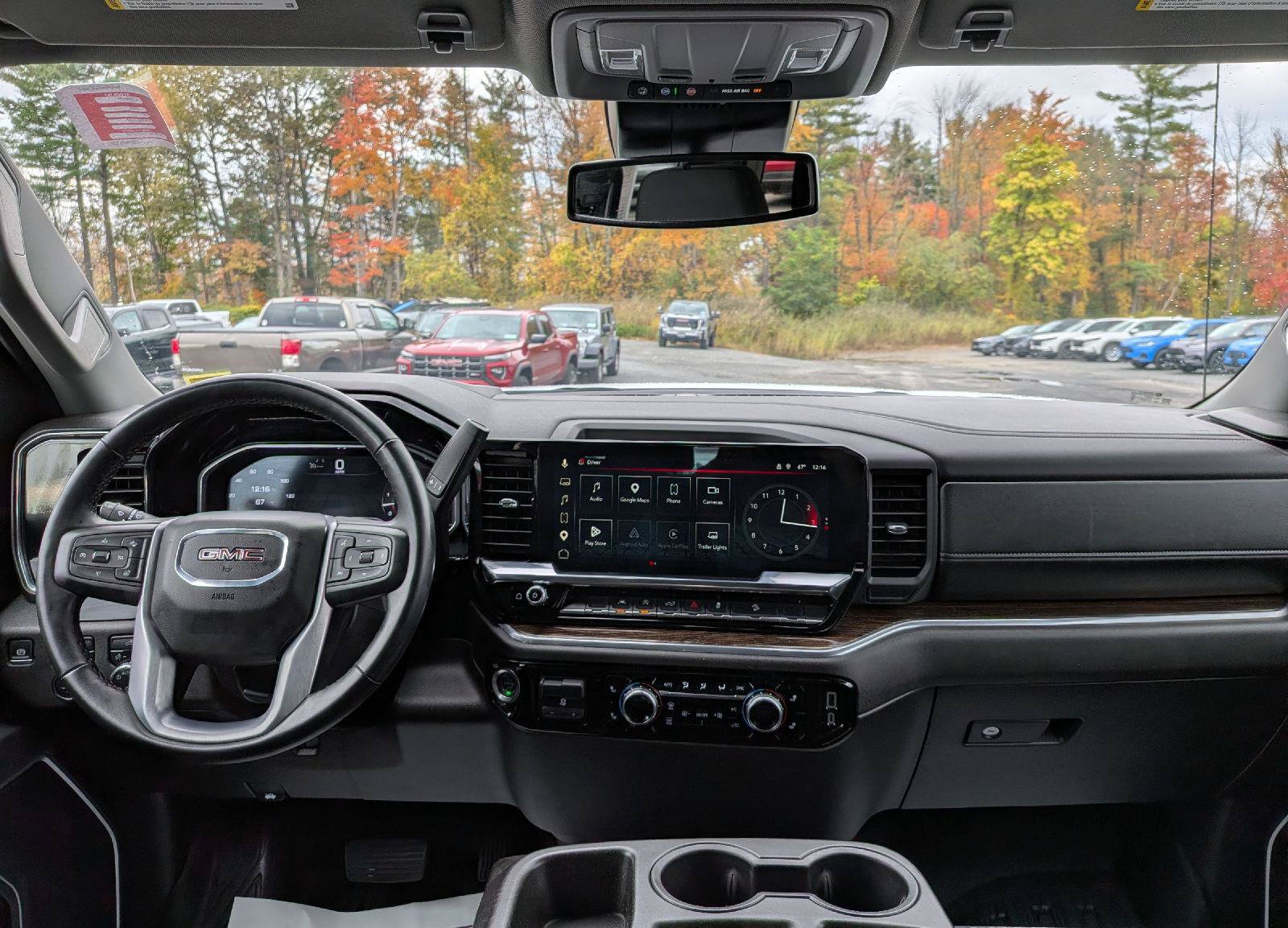 Used 2025 GMC Sierra 1500 SLE AWD/4WD image 23