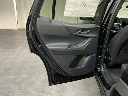New 2027 Chevrolet Equinox LT w/ LPO, Floor Liner Package AWD/4WD image 22