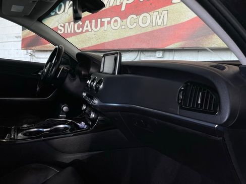 Used 2019 Kia Stinger image 20