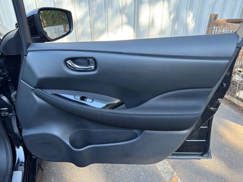 Used 2025 Nissan Leaf SV Plus FWD image 38