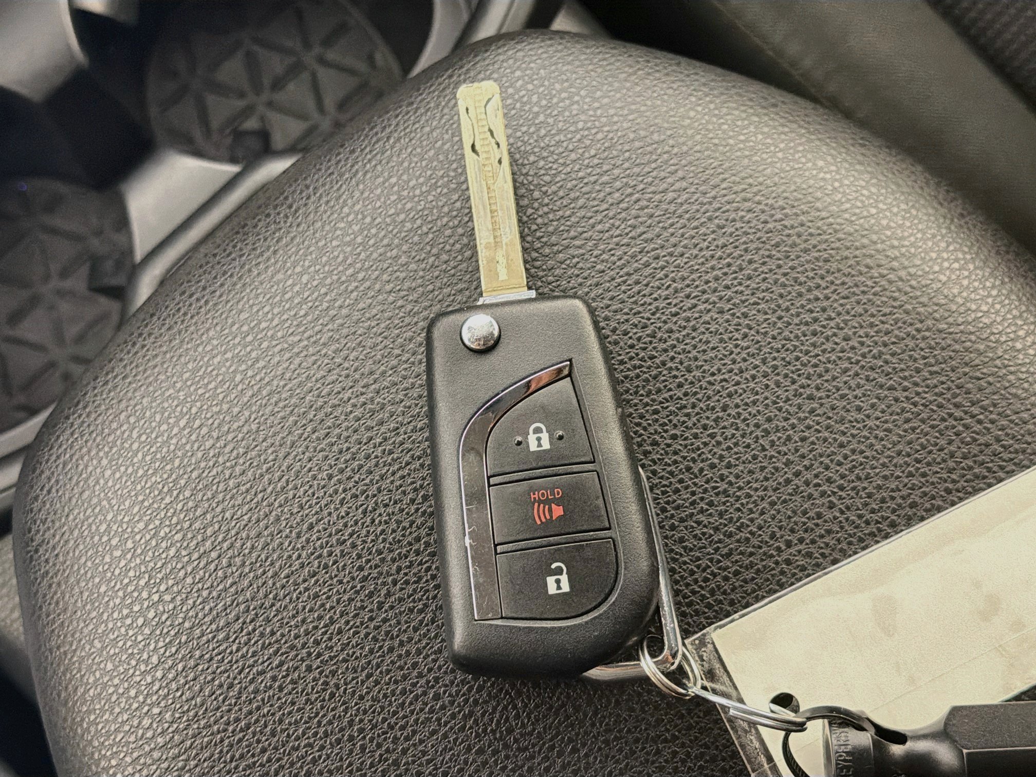 Used 2020 Toyota RAV4 LE w/ Carpet Mat Package FWD image 25