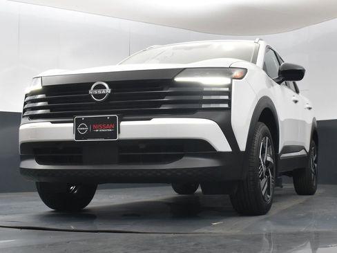 New 2026 Nissan Kicks SV image 36