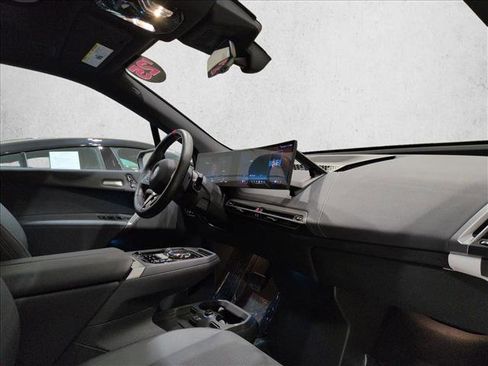 Certified 2025 BMW iX M60 image 23