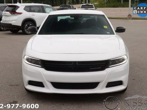 Used 2023 Dodge Charger SXT image 2