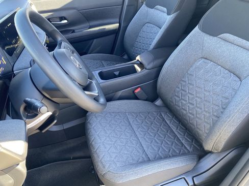 New 2026 Nissan Kicks SV image 21