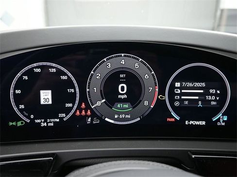 New 2025 Porsche Cayenne Turbo image 14