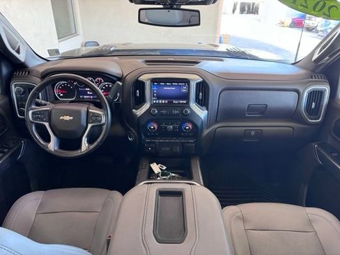 Used 2021 Chevrolet Silverado 2500 LTZ w/ LTZ Convenience Package AWD/4WD image 13