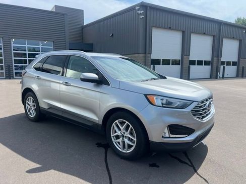 Used 2021 Ford Edge SEL w/ Convenience Package AWD/4WD image 3