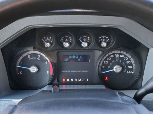 Used 2016 Ford F550 4x4 Regular Cab Super Duty image 19
