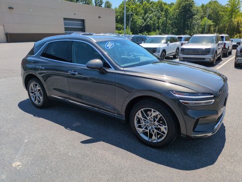 Used 2025 Genesis GV70 2.5T AWD/4WD image 1
