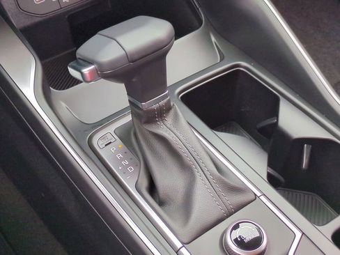 New 2026 Kia Sorento LX FWD image 15