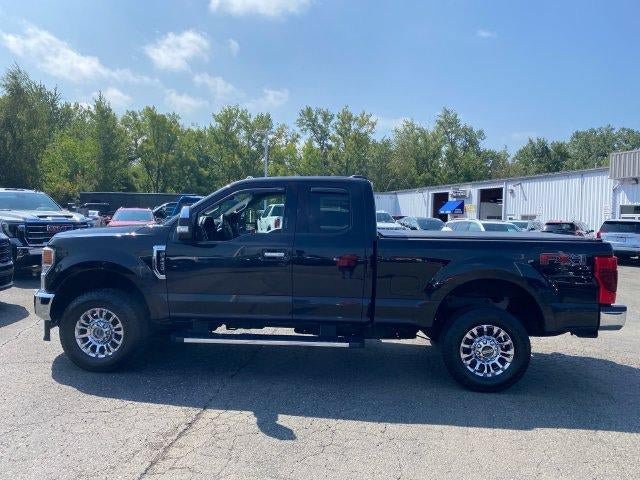 Used 2021 Ford F250 XLT w/ XLT Premium Package AWD/4WD image 3