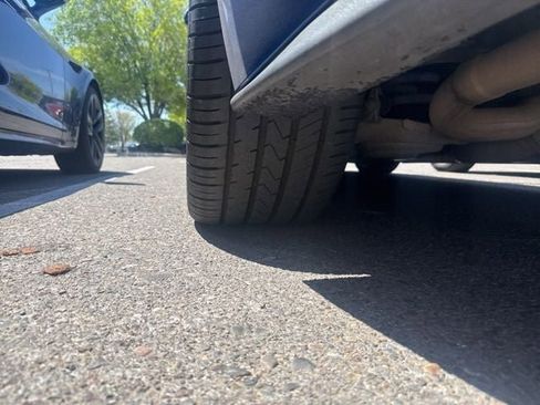 Used 2018 Ford Mustang GT Premium w/ Carbon Sport Interior Package image 7