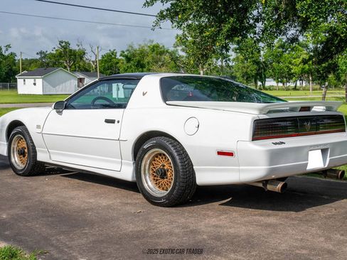 Used 1989 Pontiac Firebird Trans Am image 6