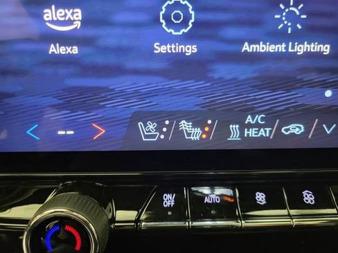 New 2025 Chevrolet Blazer EV RS image 11