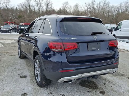 Used 2022 Mercedes-Benz GLC 300 4MATIC image 9