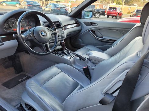 Used 2001 BMW 325Ci Convertible image 12