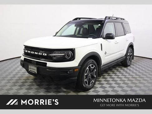 Used 2022 Ford Bronco Sport Outer Banks w/ Tech Package AWD/4WD image 1