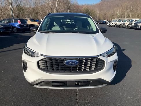 New 2026 Ford Escape Active w/ Cold Weather Package image 2