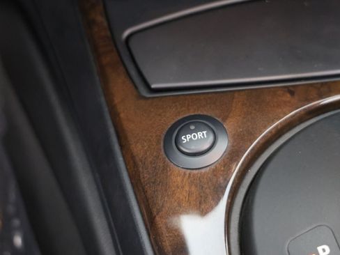 Used 2008 BMW Z4 3.0i RWD image 18
