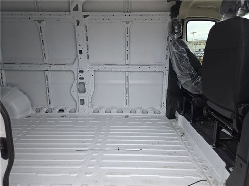 New 2026 RAM ProMaster 2500 image 8