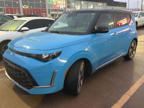 Used 2023 Kia Soul GT-Line image 2