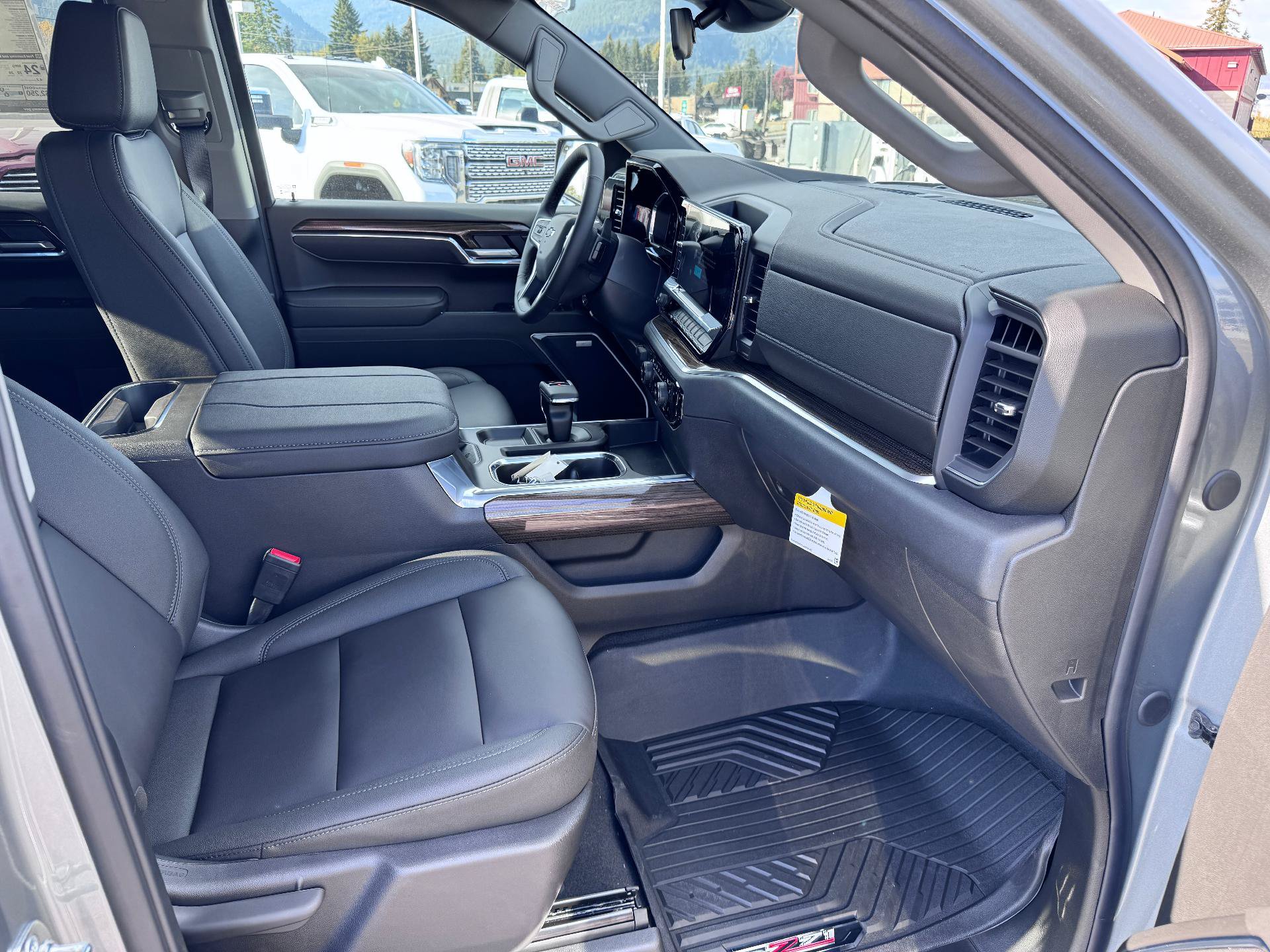 New 2026 Chevrolet Silverado 1500 RST w/ RST All Star Premium Package AWD/4WD image 16