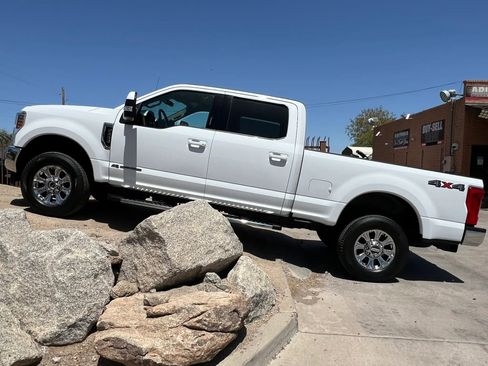 Used 2019 Ford F250 Lariat w/ Lariat Value Package AWD/4WD image 1