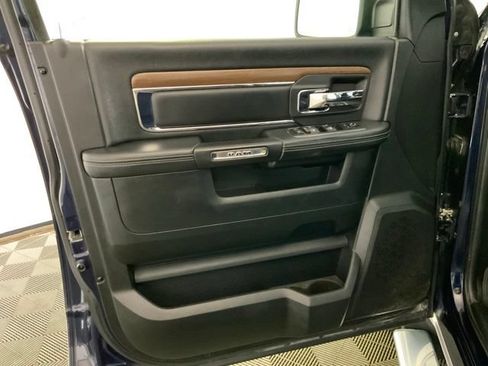 Used 2015 RAM 1500 Laramie w/ Convenience Group AWD/4WD image 19