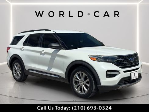 Used 2020 Ford Explorer XLT w/ Equipment Group 202A RWD image 1