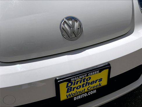 Used 2014 Volkswagen Beetle R-Line FWD image 29