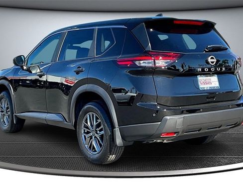 New 2026 Nissan Rogue S image 3