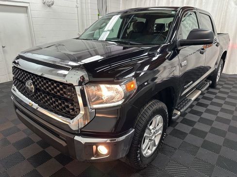 Used 2021 Toyota Tundra SR5 AWD/4WD image 4