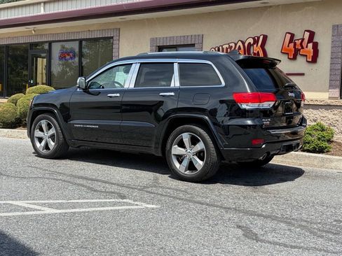 Used 2015 Jeep Grand Cherokee Overland AWD/4WD image 5